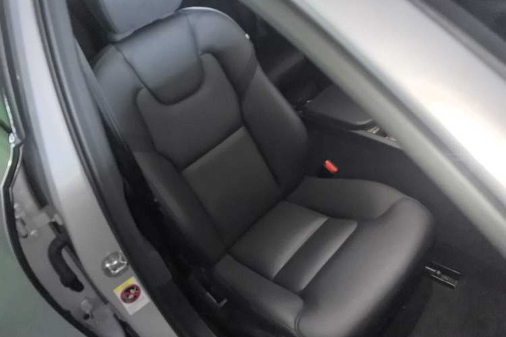 Used Volvo V90 2023 Cross Country B5 AWD Smart Range Edition Right Front Seat