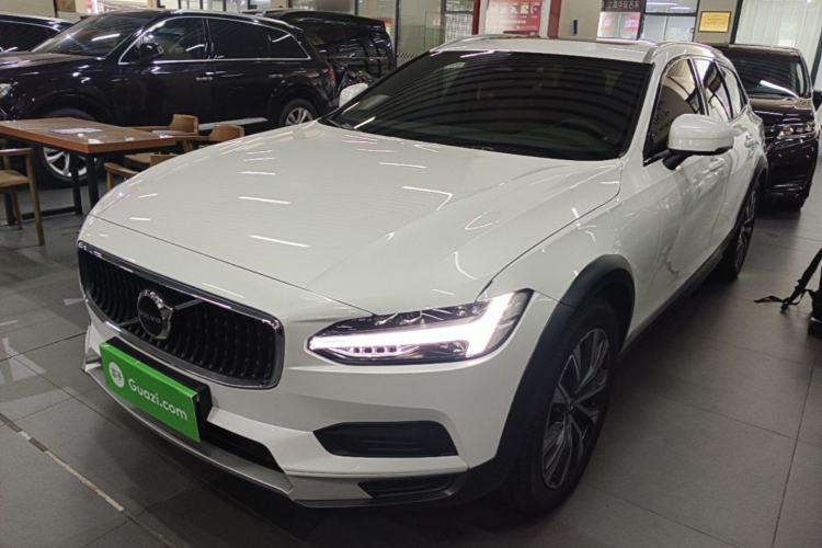 Used Volvo V90 2023 Cross Country B5 AWD Smart Range Edition Guazi used car, China used car export, Used car for sale, Used Volvo cars, Cheapest cars for sale