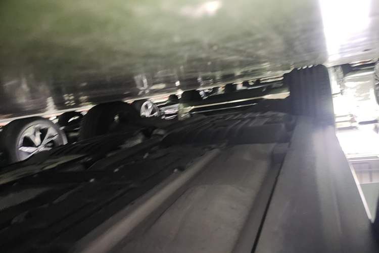 Used Volvo V90 2023 Cross Country B5 AWD Prestige Edition Right Side Sill