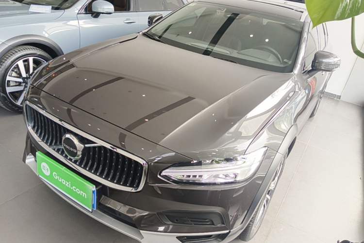 Ojetý Volvo V90 2024 Cross Country B5 AWD Smart Range Edition Guazi used car, China used car export, Used car for sale, Used  cars, Cheapest cars for sale