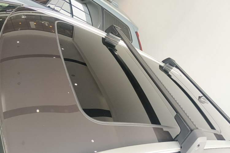 Used Volvo V90 2024 Cross Country B5 AWD Smart Range Edition Roof