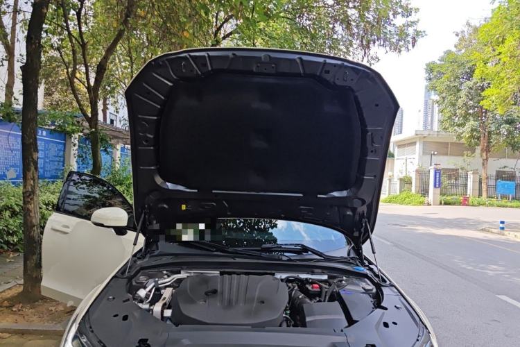 Used Volvo V90 2024 Cross Country B5 AWD Prestige Edition Engine Bay