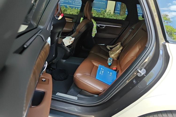 Used Volvo V90 2024 Cross Country B5 AWD Prestige Edition Left Rear Seat