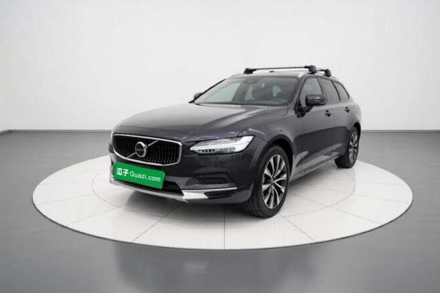 Used Volvo V90 2024 Cross Country B5 AWD Smart Range Edition