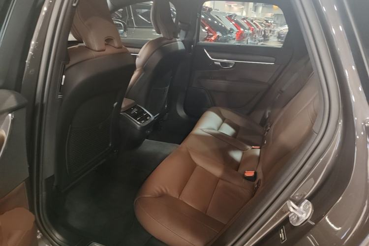 Used Volvo V90 2024 Cross Country B5 AWD Smart Range Edition Left Rear Seat