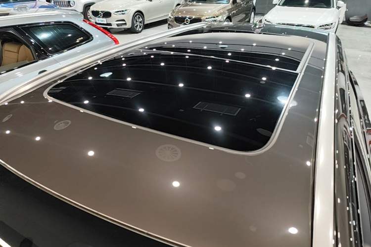 Used Volvo V90 2024 Cross Country B5 AWD Smart Range Edition Roof