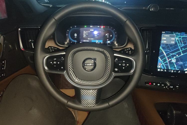 Used Volvo V90 2024 Cross Country B5 AWD Smart Range Edition Steering Wheel