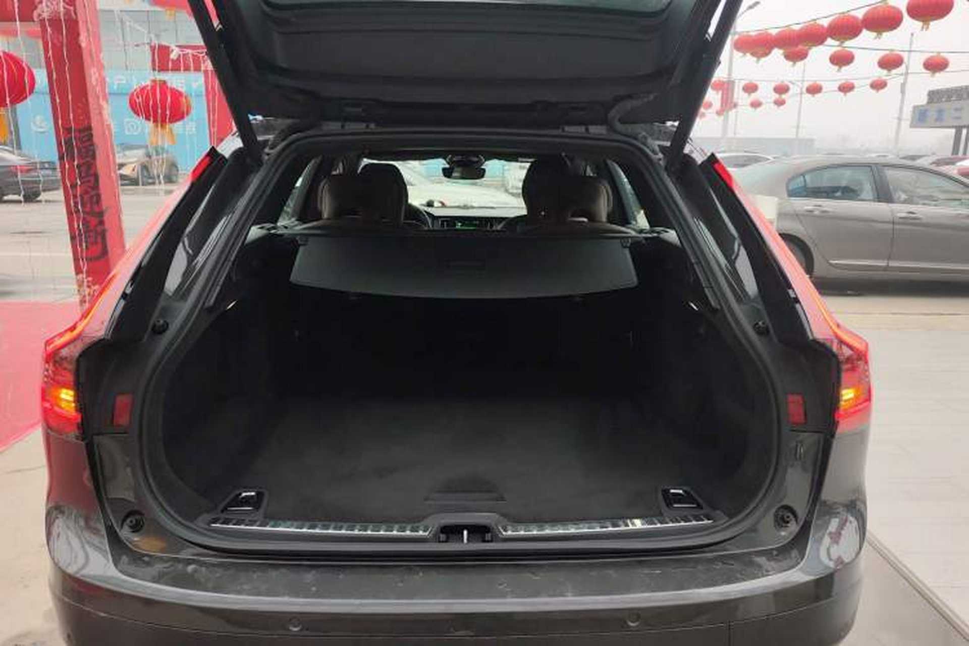 Used Volvo V90 2024 Cross Country B5 AWD Prestige Edition Trunk