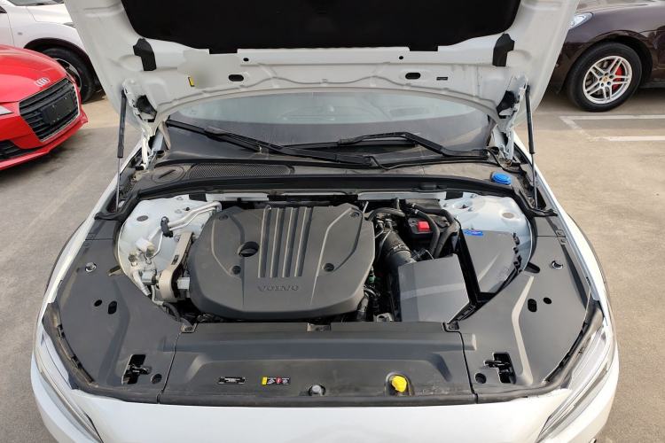Used Volvo V90 2024 Cross Country B5 AWD Prestige Edition Engine Bay