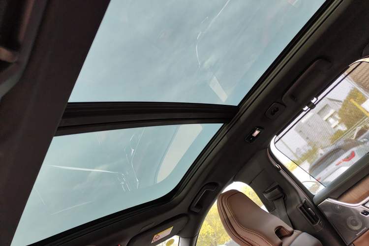 Used Volvo V90 2024 Cross Country B5 AWD Prestige Edition Headliner