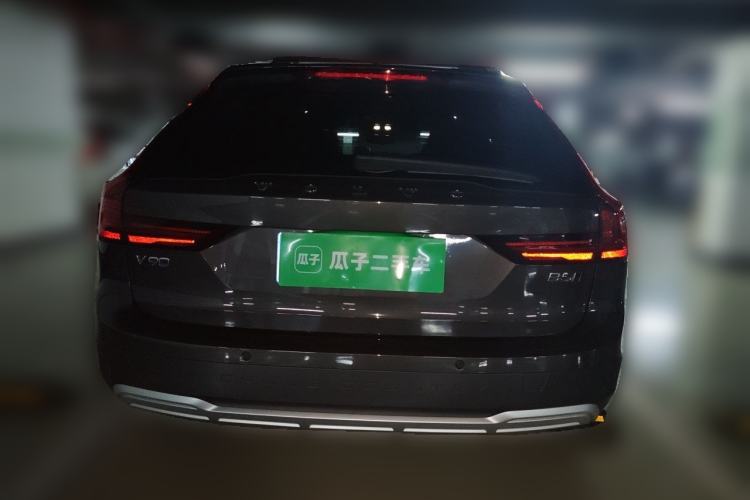 Used Volvo V90 2025 Cross Country B5 AWD Smart Range Edition Rear