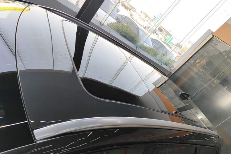 Used Volvo V90 2025 Cross Country B5 AWD Smart Range Edition Roof