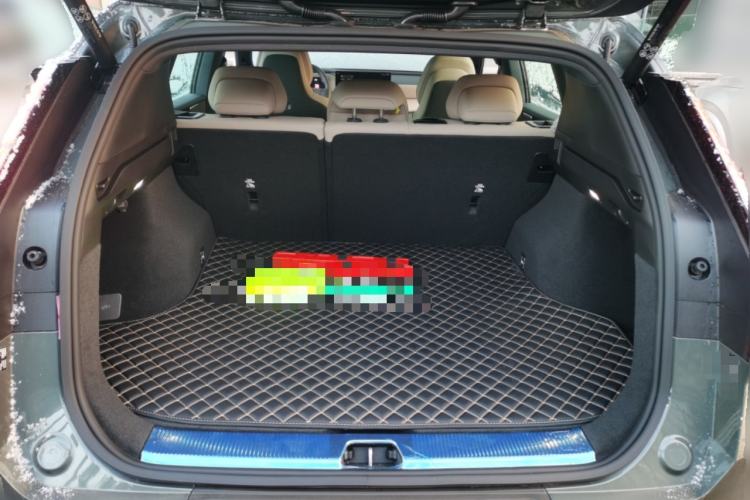 Used Volvo XC70 Plug-in Hybrid 2026 Model Four-Wheel Drive Long-Range Core Trunk