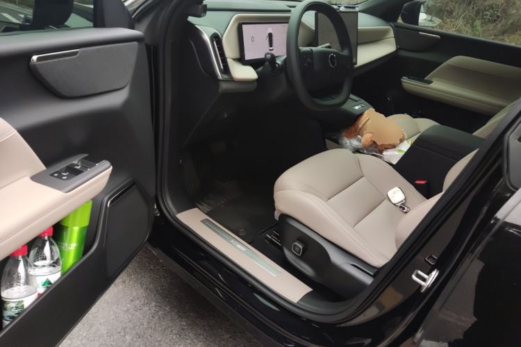 Used Volvo XC70 Plug-in Hybrid 2026 Model Two-Wheel Drive Long-Range Core Driver Seat