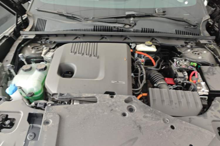 Used Volvo XC70 Plug-in Hybrid 2026 Model Four-Wheel Drive Long-Range Core Engine Bay