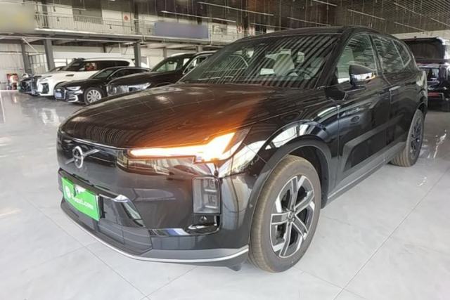Used Volvo XC70 Plug-in Hybrid 2026 Model Four-Wheel Drive Long-Range Core