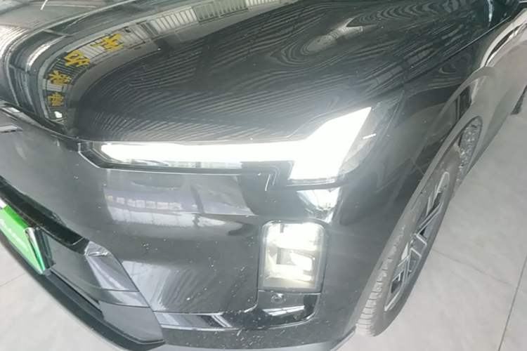 Used Volvo XC70 Plug-in Hybrid 2026 Model Four-Wheel Drive Long-Range Core Left Front Headlight