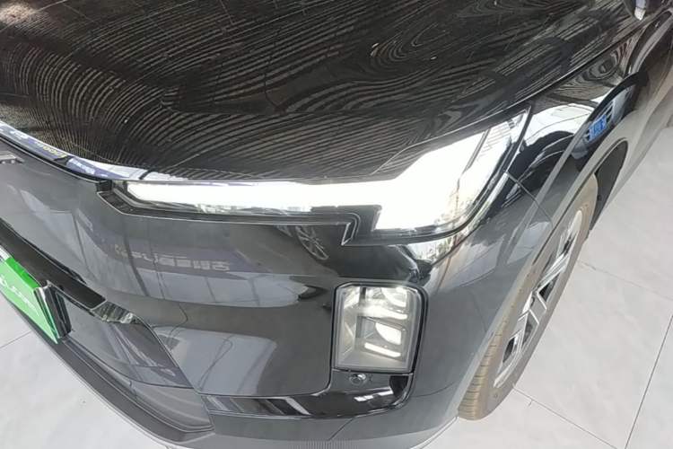 Used Volvo XC70 Plug-in Hybrid 2026 Model Four-Wheel Drive Long-Range Core Left Front Headlight