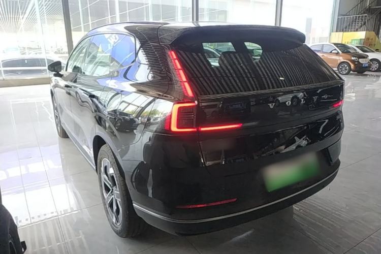 Used Volvo XC70 Plug-in Hybrid 2026 Model Four-Wheel Drive Long-Range Core Rear Left 45 Deg