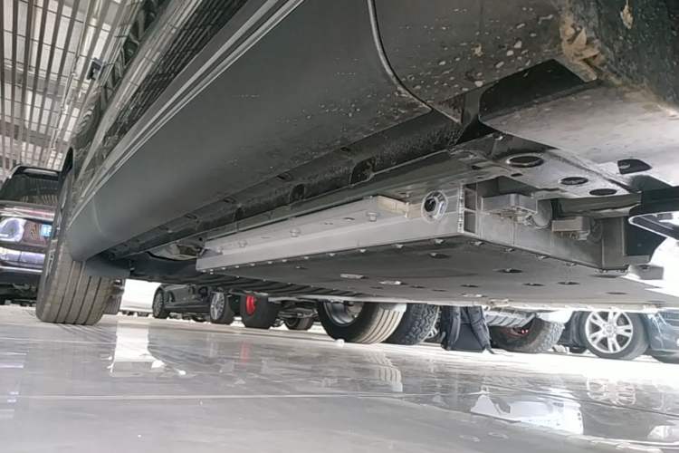 Used Volvo XC70 Plug-in Hybrid 2026 Model Four-Wheel Drive Long-Range Core Right Side Sill