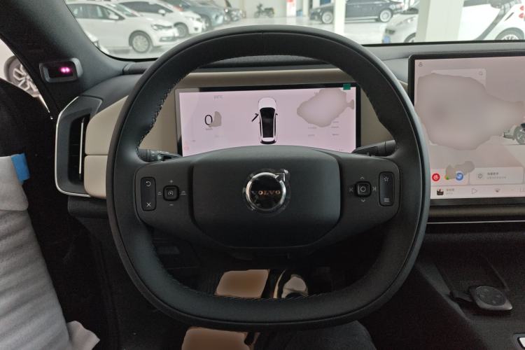 Used Volvo XC70 Plug-in Hybrid 2026 Model Four-Wheel Drive Long-Range Core Steering Wheel