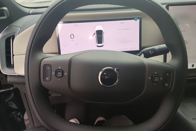 Used Volvo XC70 Plug-in Hybrid 2026 Model Two-Wheel Drive Long-Range Core Steering Wheel