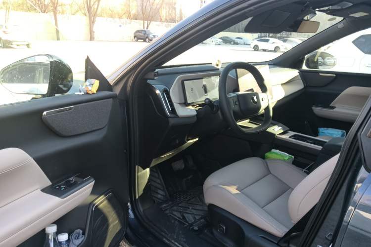 Used Volvo XC70 Plug-in Hybrid 2026 Model Four-Wheel Drive Long-Range Core Driver Seat