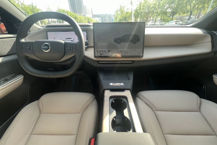 Used Volvo XC70 Plug-in Hybrid 2026 Model Four-Wheel Drive Long-Range Core Audio And AC Panel