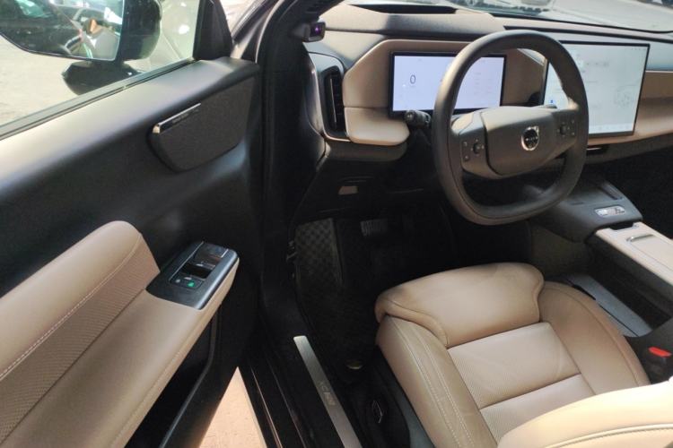 Used Volvo XC70 Plug-in Hybrid 2026 Model Four-Wheel Drive Long-Range Ultra Driver Seat