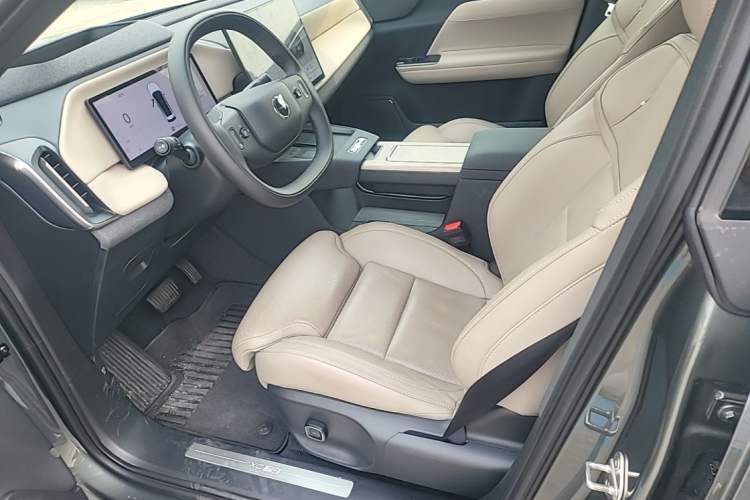 Used Volvo XC70 Plug-in Hybrid 2026 Model Four-Wheel Drive Long-Range Ultra Driver Seat