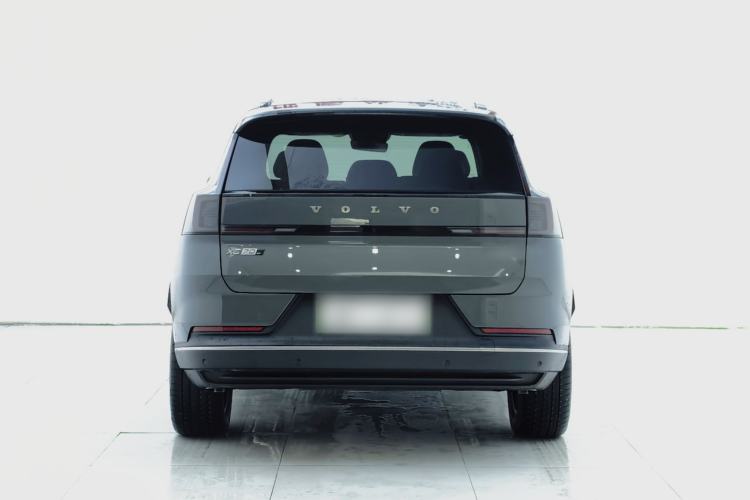 Used Volvo XC70 Plug-in Hybrid 2026 Model Four-Wheel Drive Long-Range Core Exterior 4