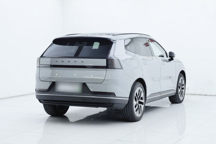 Used Volvo XC70 Plug-in Hybrid 2026 Model Four-Wheel Drive Long-Range Plus Exterior 7