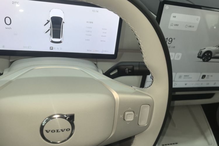 Used Volvo XC70 Plug-in Hybrid 2026 Model Four-Wheel Drive Long-Range Plus Gear Lever