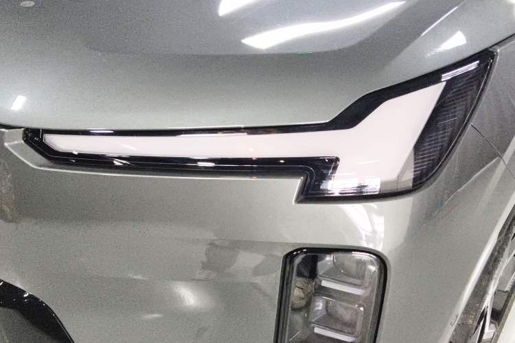 Used Volvo XC70 Plug-in Hybrid 2026 Model Four-Wheel Drive Long-Range Ultra Left Front Headlight