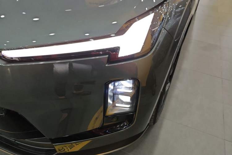 Used Volvo XC70 Plug-in Hybrid 2026 Model Four-Wheel Drive Long-Range Ultra Left Front Headlight