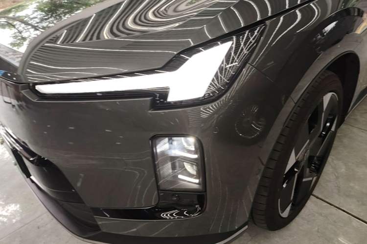 Used Volvo XC70 Plug-in Hybrid 2026 Model Four-Wheel Drive Long-Range Ultra Left Front Headlight