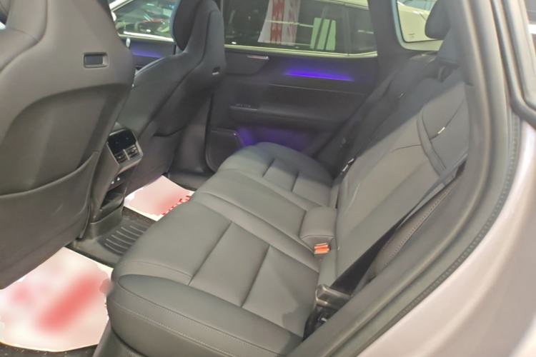 Used Volvo XC70 Plug-in Hybrid 2026 Model Four-Wheel Drive Long-Range Plus Left Rear Seat