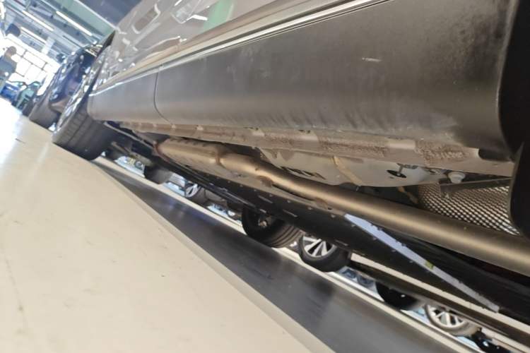 Used Volvo XC70 Plug-in Hybrid 2026 Model Four-Wheel Drive Long-Range Plus Left Side Sill