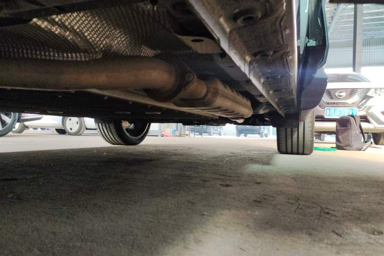 Used Volvo XC70 Plug-in Hybrid 2026 Model Four-Wheel Drive Long-Range Ultra Left Side Sill