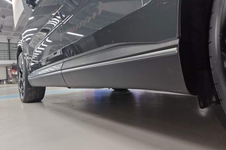 Used Volvo XC70 Plug-in Hybrid 2026 Model Four-Wheel Drive Long-Range Ultra Left Side Sill