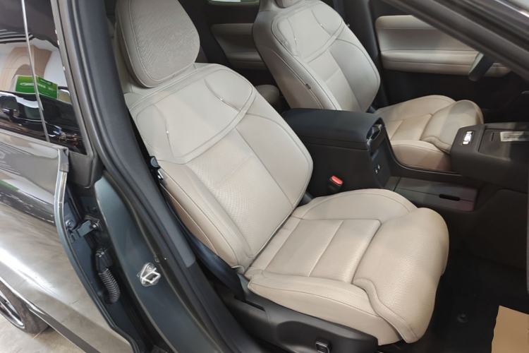 Used Volvo XC70 Plug-in Hybrid 2026 Model Four-Wheel Drive Long-Range Ultra Right Front Seat