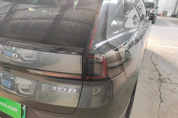 Used Volvo XC70 Plug-in Hybrid 2026 Model Four-Wheel Drive Long-Range Ultra Right Rear Taillight