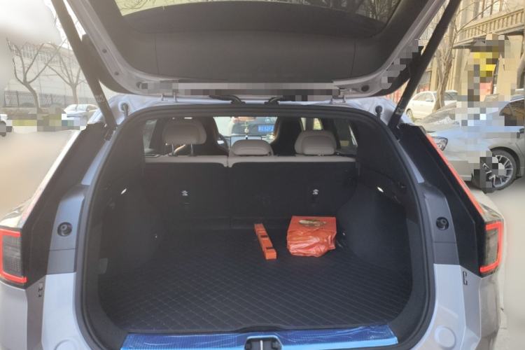 Used Volvo XC70 Plug-in Hybrid 2026 Model Four-Wheel Drive Long-Range Core Trunk
