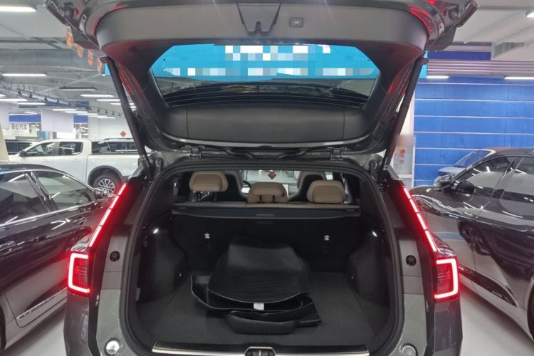 Used Volvo XC70 Plug-in Hybrid 2026 Model Four-Wheel Drive Long-Range Ultra Trunk