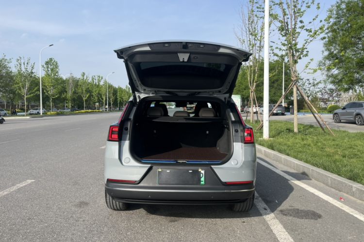 Used Volvo XC70 Plug-in Hybrid 2026 Model Four-Wheel Drive Long-Range Core Trunk