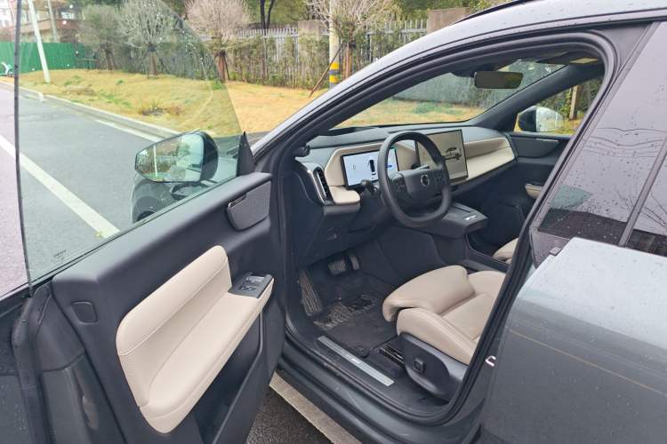 Used Volvo XC70 Plug-in Hybrid 2026 Model Four-Wheel Drive Long-Range Ultra Driver Seat