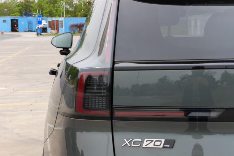 Used Volvo XC70 Plug-in Hybrid 2026 Model Four-Wheel Drive Long-Range Ultra Exterior 11