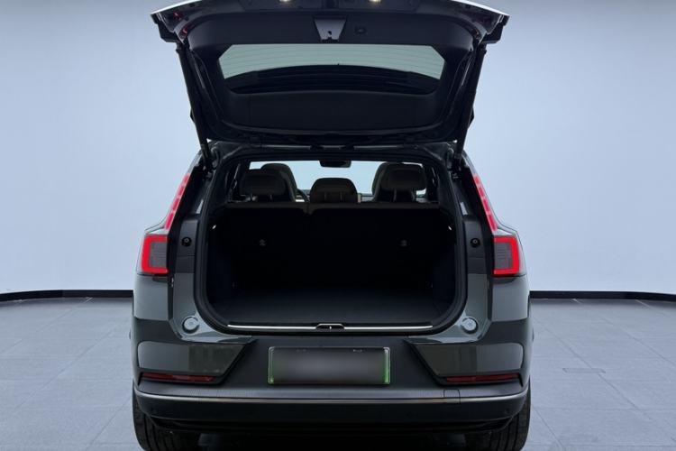 Used Volvo XC70 Plug-in Hybrid 2026 Model Four-Wheel Drive Long-Range Ultra Interior 8