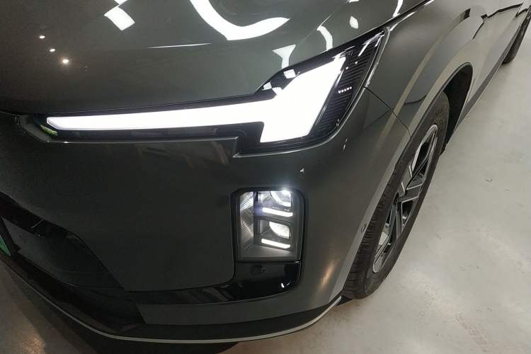 Used Volvo XC70 Plug-in Hybrid 2026 Model Four-Wheel Drive Long-Range Core Left Front Headlight