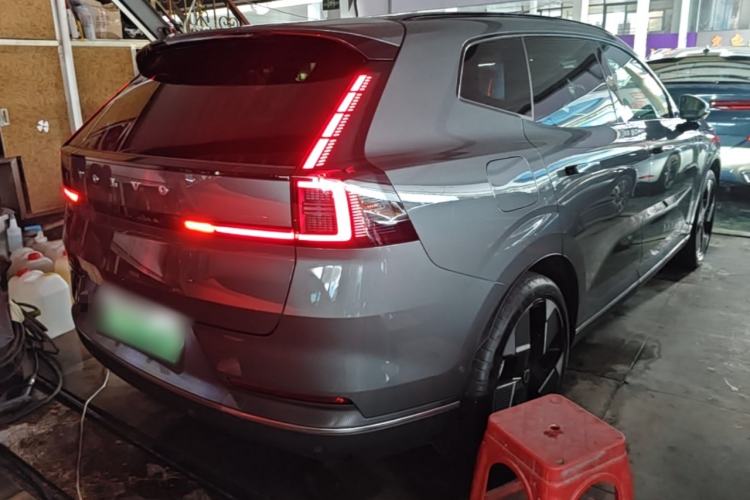 Used Volvo XC70 Plug-in Hybrid 2026 Model Four-Wheel Drive Long-Range Ultra Rear Right 45 Deg